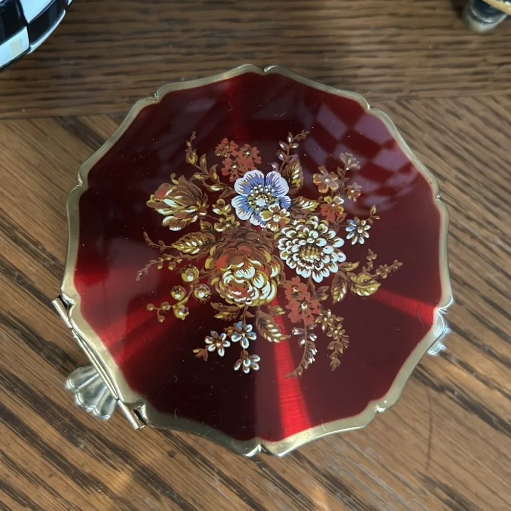 Stratton gorgeous collectible